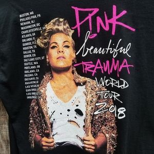 Pink 2018 Trauma Tour T Shirt Unisex Large